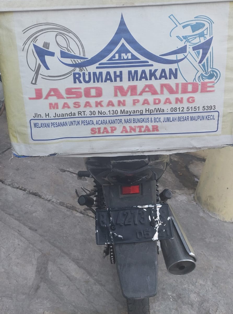 PAKET I NASI BOX RENDANG/DENDENG