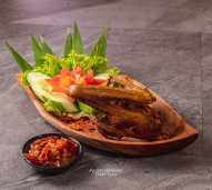 bebek goreng (dada) lauk
