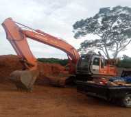 Maintenance Excavator Hitachi 210 MF Kec. Mendahara Hulu